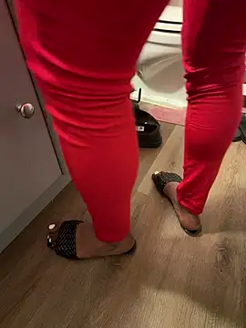 sissy diorcd online show from 21, 12, 2025