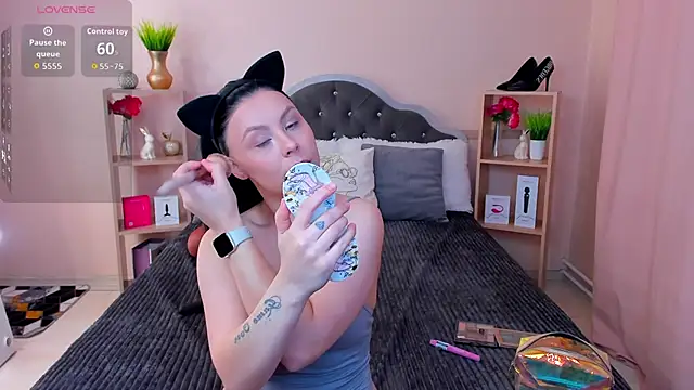 ChloeBrut online show from 24, 10, 2025