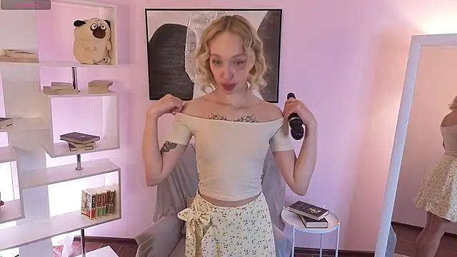 Snapshot of Grace_Glend chatting on 17, 12, 2025 Grace Glend online show from 17, 12, 2025