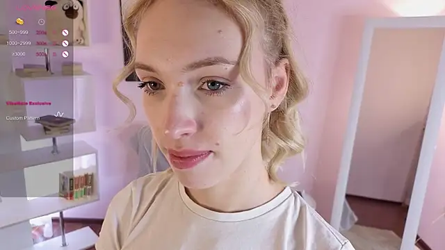 Snapshot of Grace_Glend chatting on 19, 12, 2025 Grace Glend online show from 19, 12, 2025