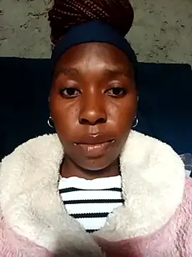 sexysmalldaily04 online show from 4, 11, 2025