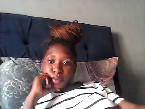 sexysmalldaily04 online show from 26, 10, 2025