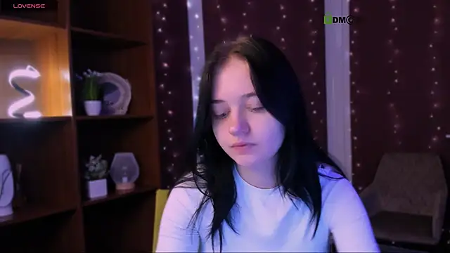 miki ti online show from 11, 11, 2025