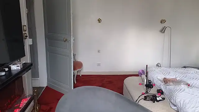 Snapshot of Lailawick chatting on 18, 11, 2025 Lailawick online show from 18, 11, 2025