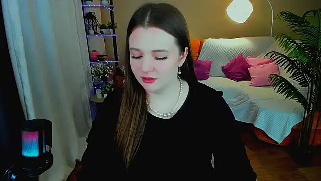 Moonvelle online show from 26, 11, 2025