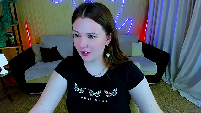 Moonvelle online show from 6, 11, 2025