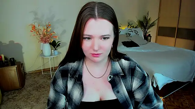 Moonvelle online show from 14, 11, 2025