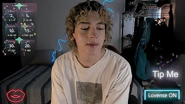 Lyric Mirage online show from 4, 11, 2025