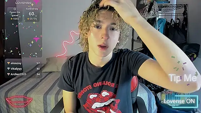 Lyric Mirage online show from 7, 11, 2025