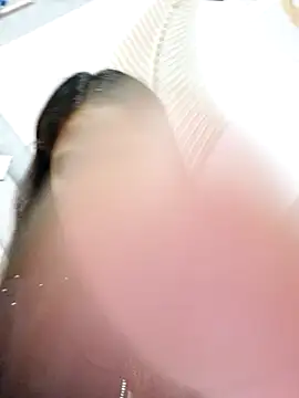 Anshika1431 online show from 4, 11, 2025