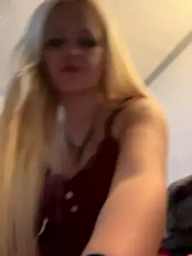 CherryXOX- online show from 9, 1, 2026