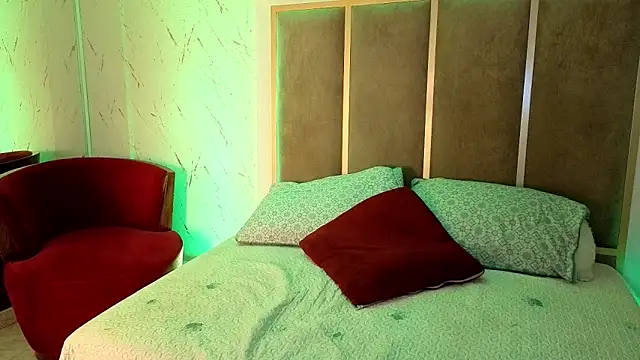 Elizabeth bennett 6 online show from 30, 10, 2025