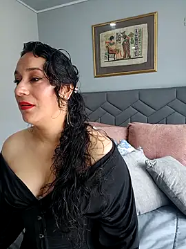 Elizabeth bennett 6 online show from 20, 4, 2026