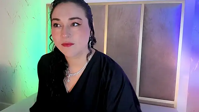 Elizabeth bennett 6 online show from 2, 11, 2025