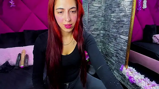 MariamGray1 online show from 2, 12, 2025