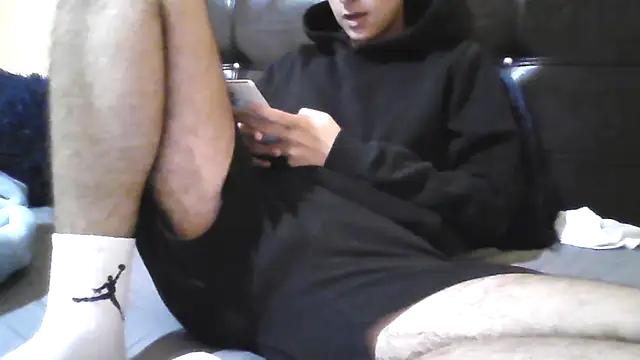 esmermoon online show from 21, 10, 2025