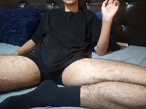 esmermoon online show from 15, 2, 2026