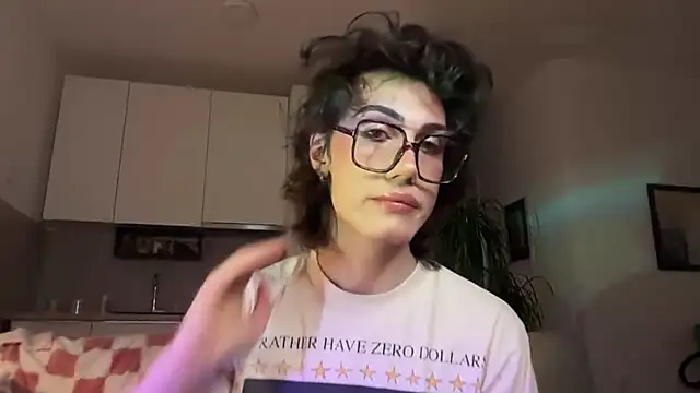 kira yoshika9e online show from 31, 3, 2026