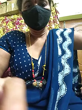 Snapshot of hot-telugu-queen chatting on 23, 10, 2025 hot-telugu-queen online show from 23, 10, 2025