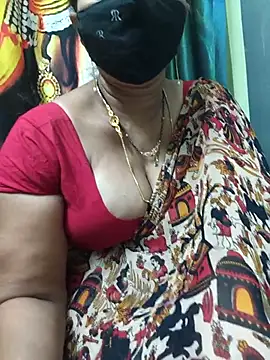 Snapshot of hot-telugu-queen chatting on 13, 11, 2025 hot-telugu-queen online show from 13, 11, 2025