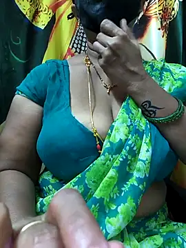 Snapshot of hot-telugu-queen chatting on 15, 11, 2025 hot-telugu-queen online show from 15, 11, 2025