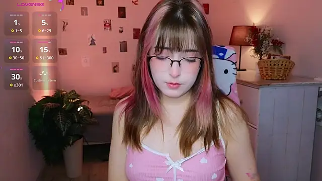 Soffi Toffi online show from 19, 4, 2026