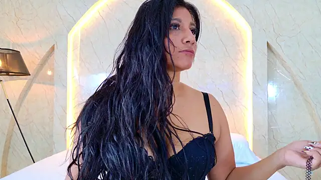Snapshot of Antonella_Russo1 chatting on 8, 7, 2026 Antonella Russo1 online show from 8, 7, 2026