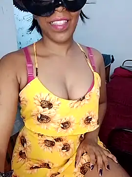 Kavee Girl0 online show from 15, 5, 2026