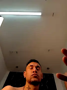 Snapshot of Stormandloganxxx chatting on 28, 10, 2025 Stormandloganxxx online show from 28, 10, 2025