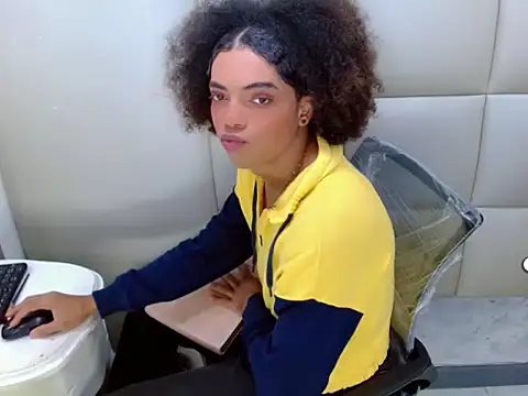 WinnyBarness online show from 26, 10, 2025