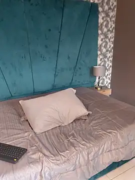 Aaron Eze online show from 8, 2, 2026