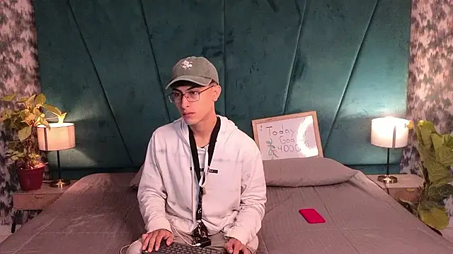 Aaron Eze online show from 7, 3, 2026