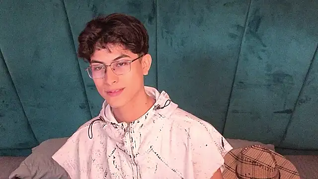 Aaron Eze online show from 18, 3, 2026