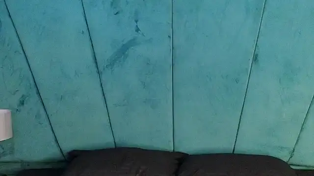 Aaron Eze online show from 22, 10, 2025