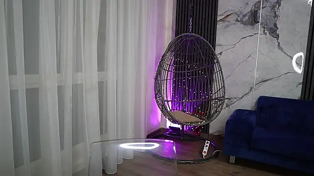 SpicyMaple  online show from 25, 11, 2025