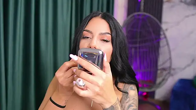 SpicyMaple  online show from 7, 11, 2025