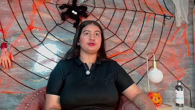 lilithst  online show from 24, 10, 2025