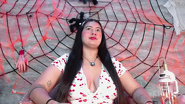 lilithst  online show from 25, 10, 2025