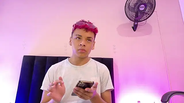 Xavier Fox    online show from 14, 1, 2026