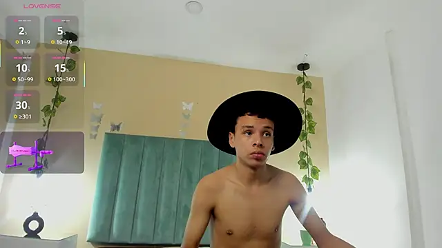 Xavier Fox    online show from 8, 11, 2025