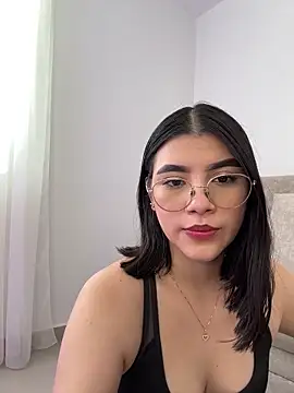 Julietalcl online show from 9, 11, 2025