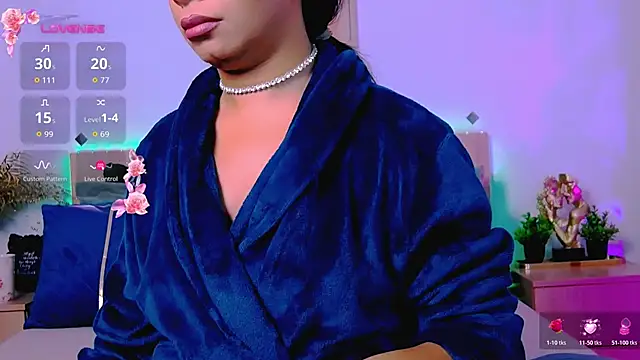 Snapshot of Miss_Ava chatting on 12, 11, 2025 Miss Ava online show from 12, 11, 2025