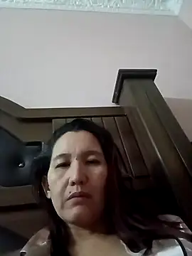 Bigtitsass81 online show from 23, 10, 2025