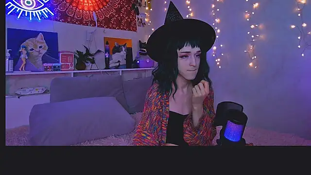 whoalexxa online show from 6, 11, 2025