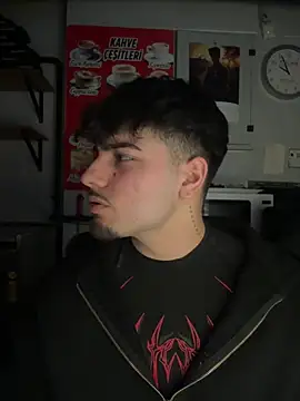 emir343475 online show from 10, 4, 2026