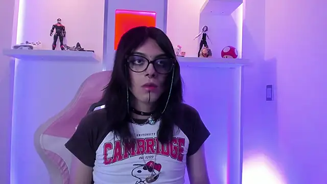 Lullaby Charade online show from 8, 11, 2025