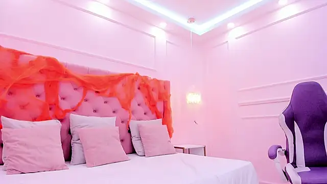  hanna bakerr  online show from 30, 10, 2025