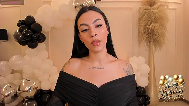 ChristineFord  online show from 6, 11, 2025