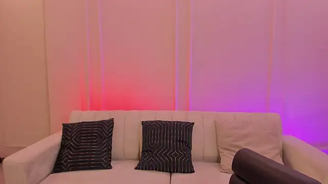 AnnieMonroe1 online show from 8, 2, 2026