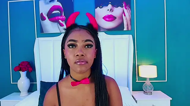 EmmaCourth online show from 24, 11, 2025